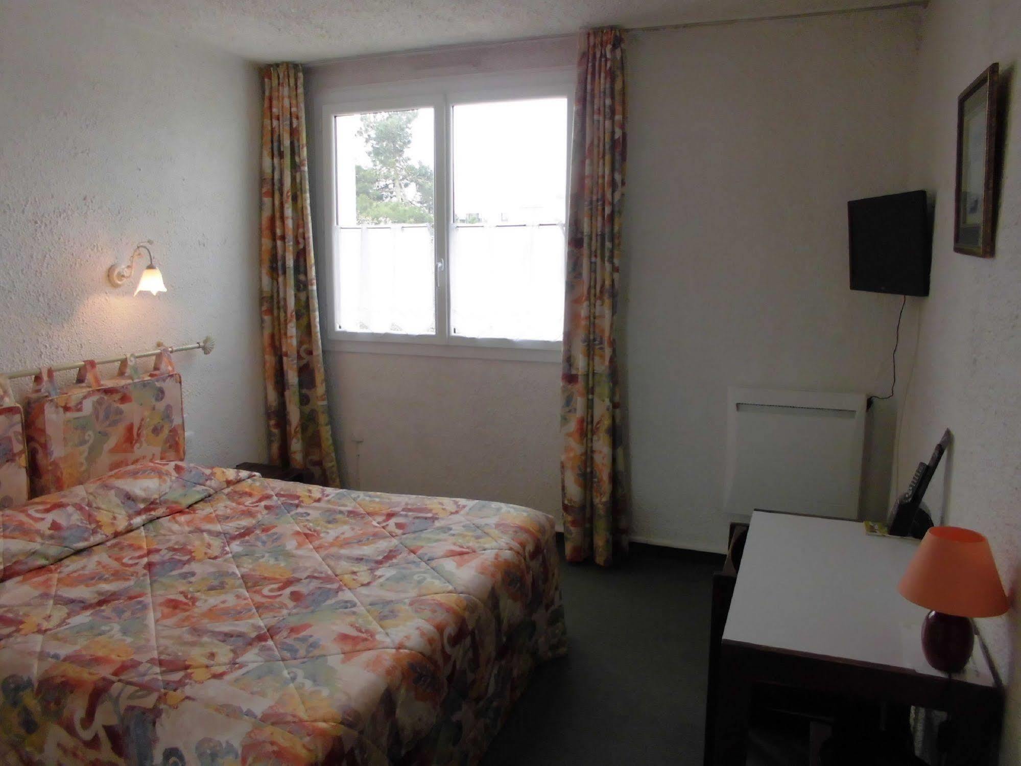 Cit'Hotel Le Challans Buitenkant foto