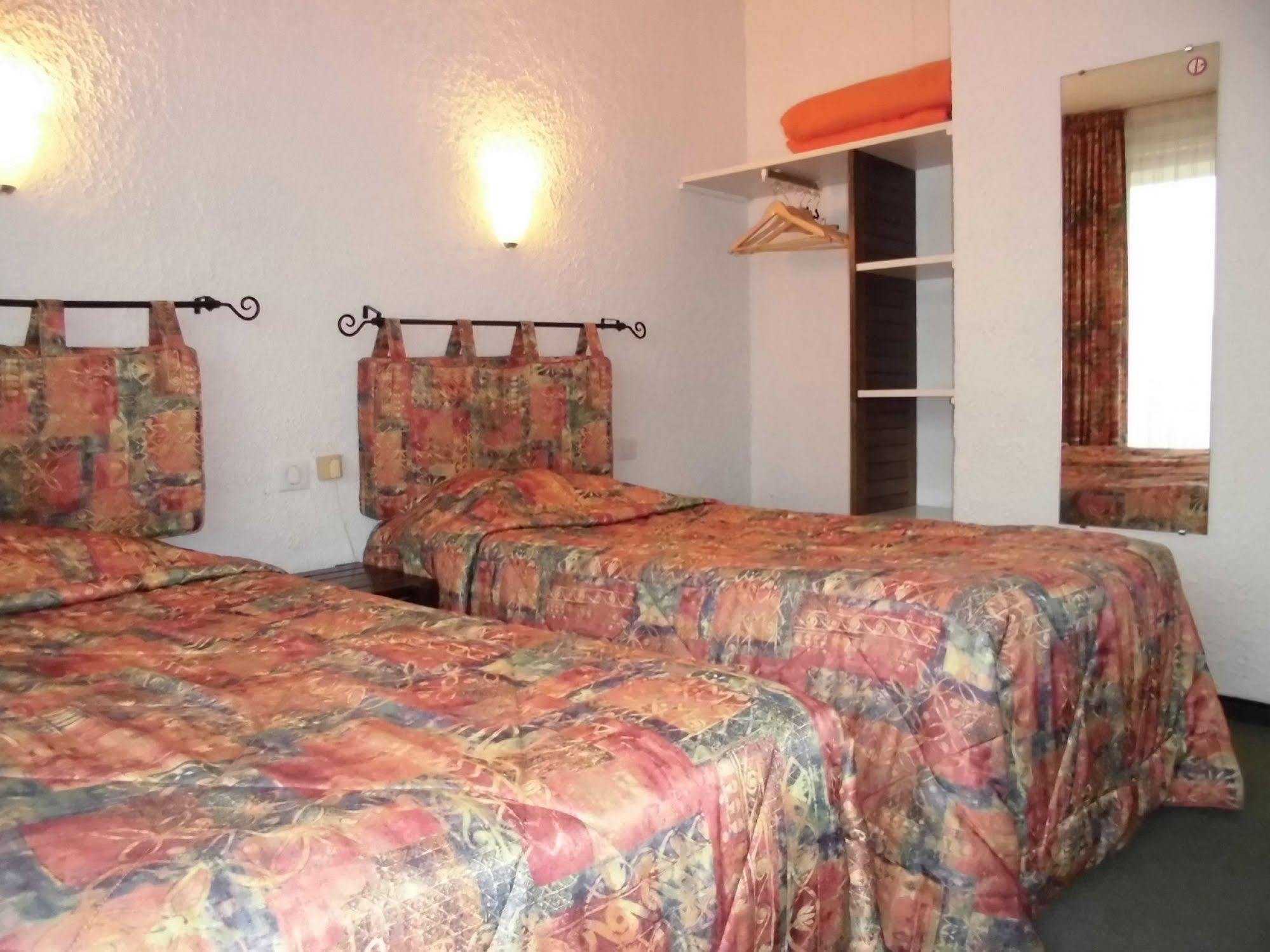 Cit'Hotel Le Challans Buitenkant foto
