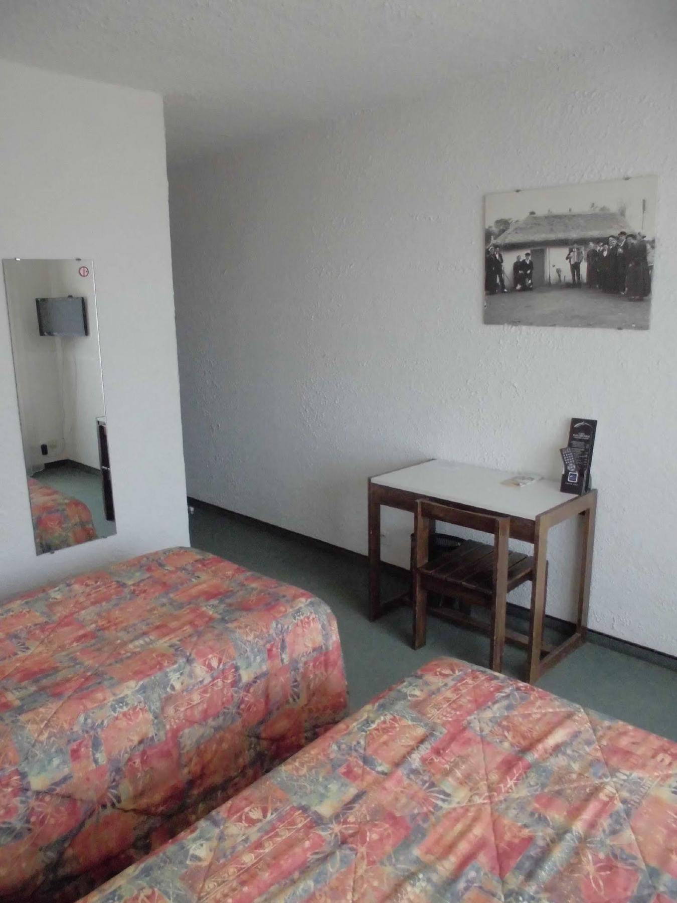 Cit'Hotel Le Challans Buitenkant foto